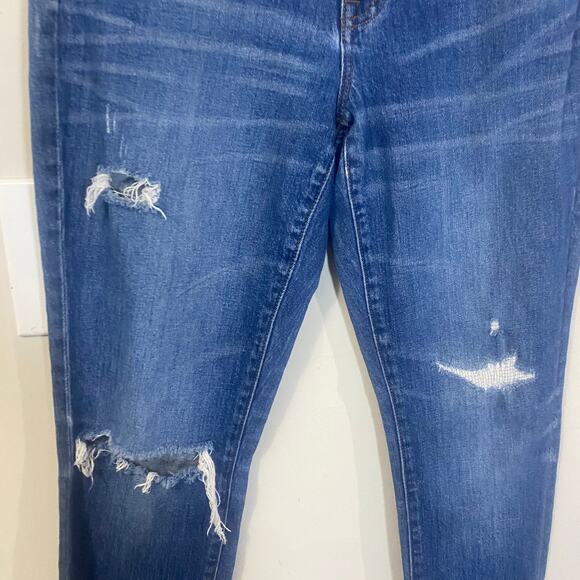 Madewell Medium Wash Distressed The Slim Boyfriend Jeans Mid-Rise Sz 26 - Picture 2 of 8
